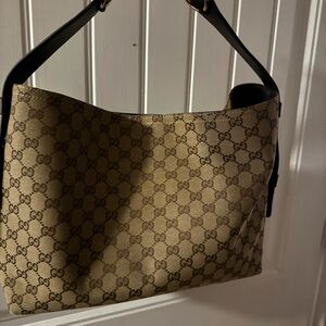 Gucci Tan Monogram Tote with Gold Details (Medium Beatrix)